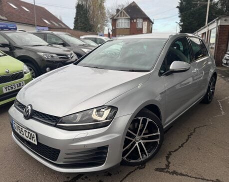 Volkswagen Golf 2.0 TDI BlueMotion Tech GTD Euro 6 (s/s) 5dr 1