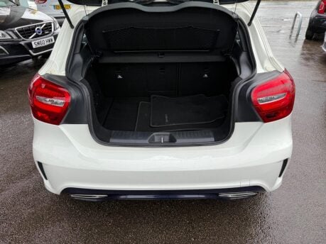 Mercedes-Benz A Class 1.5 A180d AMG Line Euro 6 (s/s) 5dr 29