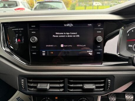 Volkswagen Polo 1.0 TSI SE Euro 6 (s/s) 5dr 32