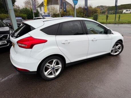 Ford Focus 1.5 TDCi Titanium Euro 6 (s/s) 5dr 8