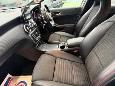 Mercedes-Benz A Class 1.5 A180d AMG Line (Premium) 7G-DCT Euro 6 (s/s) 5dr 34