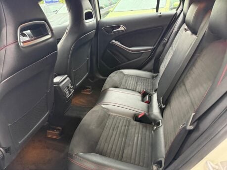 Mercedes-Benz A Class 1.5 A180d AMG Line (Premium) 7G-DCT Euro 6 (s/s) 5dr 19