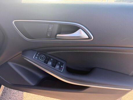 Mercedes-Benz A Class 1.6 A200 Sport Edition 7G-DCT Euro 6 (s/s) 5dr 21