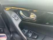 Nissan Qashqai 1.6 dCi Tekna 4WD Euro 6 (s/s) 5dr 20