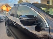 Nissan Qashqai 1.6 dCi Tekna 4WD Euro 6 (s/s) 5dr 13