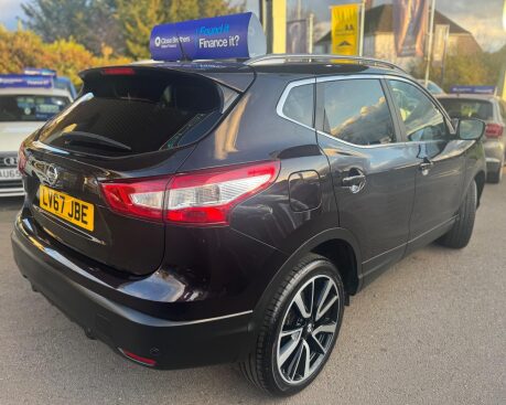 Nissan Qashqai 1.6 dCi Tekna 4WD Euro 6 (s/s) 5dr 7