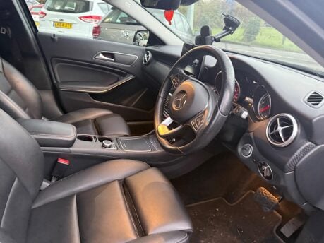 Mercedes-Benz A Class 1.5 A180d Sport (Premium) 7G-DCT Euro 6 (s/s) 5dr 10