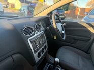 Ford Focus 1.6 LX 5dr 10