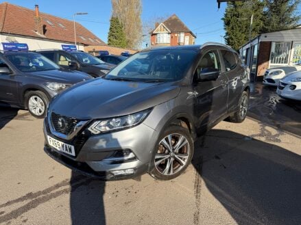 Nissan Qashqai 1.5 dCi N-Connecta Euro 6 (s/s) 5dr