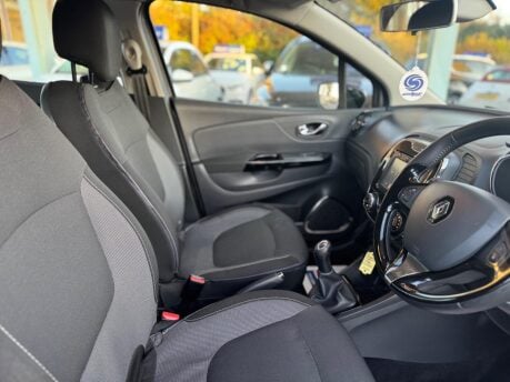 Renault Captur 0.9 TCe ENERGY Dynamique MediaNav Euro 5 (s/s) 5dr 25