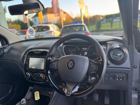 Renault Captur 0.9 TCe ENERGY Dynamique MediaNav Euro 5 (s/s) 5dr 26