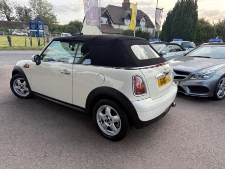 Mini Convertible 1.6 Cooper Euro 5 2dr 14