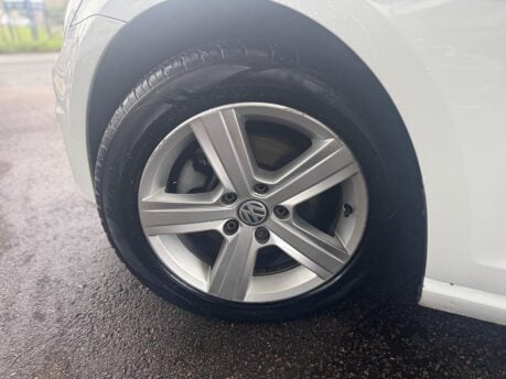 Volkswagen Golf 1.6 TDI BlueMotion Tech Match Edition DSG Euro 6 (s/s) 5dr 17