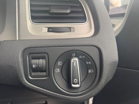 Volkswagen Golf 1.6 TDI BlueMotion Tech Match Edition DSG Euro 6 (s/s) 5dr 20