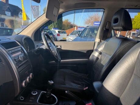 Nissan X-Trail 2.0 dCi Aventura 4WD Euro 4 5dr 30
