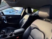 Mercedes-Benz GLA 2.1 GLA200d Sport Euro 6 (s/s) 5dr 37