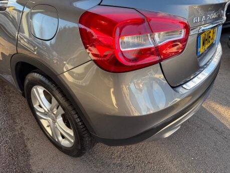 Mercedes-Benz GLA 2.1 GLA200d Sport Euro 6 (s/s) 5dr 38