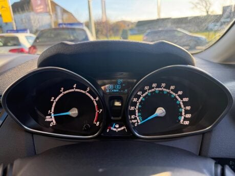 Ford Fiesta 1.25 Zetec Euro 6 5dr 27