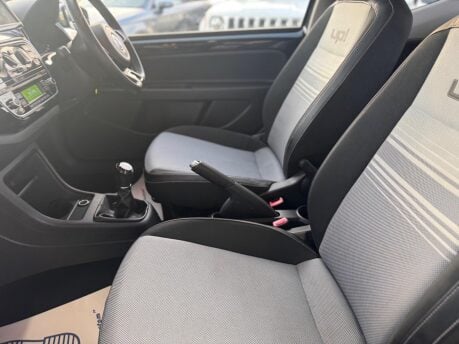 Volkswagen Up 1.0 up! Black Euro 5 3dr 31