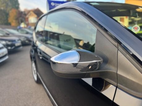 Volkswagen Up 1.0 up! Black Euro 5 3dr 13