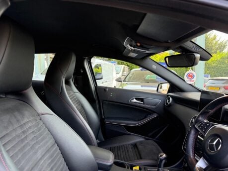 Mercedes-Benz A Class 1.6 A160 AMG Line Euro 6 (s/s) 5dr 31
