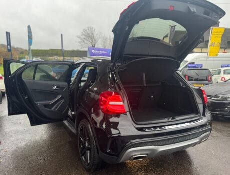 Mercedes-Benz GLA 2.1 GLA200d AMG Line (Premium) 7G-DCT Euro 6 (s/s) 5dr 33