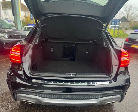 Mercedes-Benz GLA 2.1 GLA200d AMG Line (Premium) 7G-DCT Euro 6 (s/s) 5dr 32
