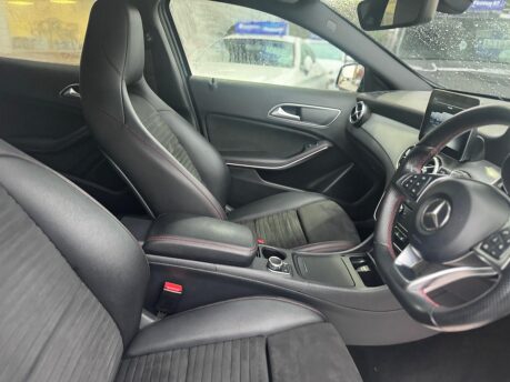 Mercedes-Benz GLA 2.1 GLA200d AMG Line (Premium) 7G-DCT Euro 6 (s/s) 5dr 25