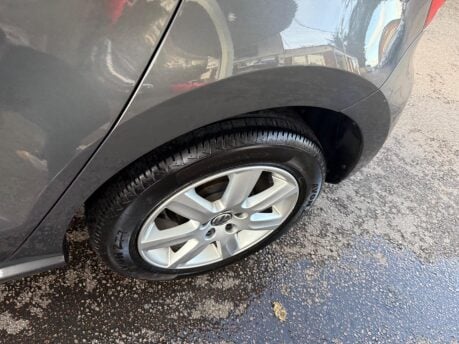 Volkswagen Polo 1.4 SE Euro 5 5dr 25