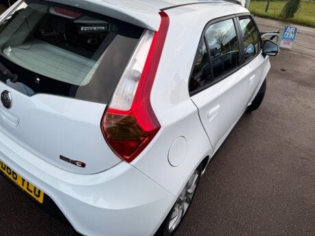 MG MG3 1.5 VTi-TECH 3Form Sport Euro 6 (s/s) 5dr 15