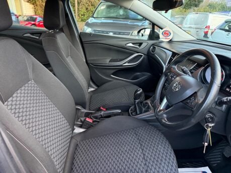 Vauxhall Astra 1.6 CDTi ecoTEC BlueInjection Energy Euro 6 5dr 17