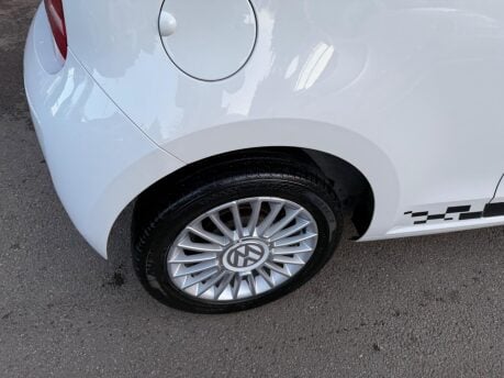 Volkswagen Up 1.0 Move up! Euro 5 3dr 22