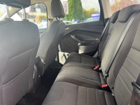 Ford Kuga 2.0 TDCi Zetec 2WD Euro 6 (s/s) 5dr 29