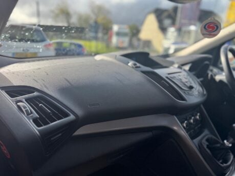 Ford Kuga 2.0 TDCi Zetec 2WD Euro 6 (s/s) 5dr 32