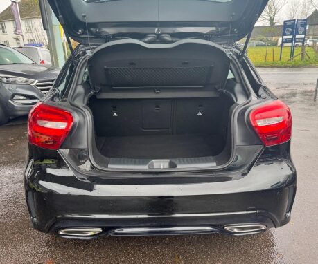 Mercedes-Benz A Class 1.5 A180d AMG Line (Executive) 7G-DCT Euro 6 (s/s) 5dr 32