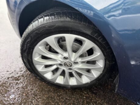Vauxhall Corsa 1.4i SE Auto Euro 6 5dr 17