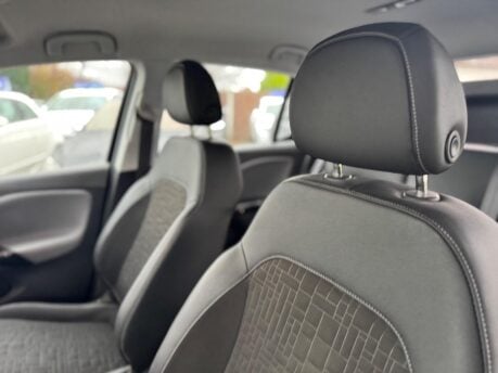 Vauxhall Corsa 1.4i SE Auto Euro 6 5dr 29