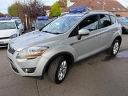 Ford Kuga 2.0 TDCi Zetec 2WD Euro 5 5dr 4