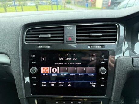 Volkswagen Golf 1.0 TSI SE Euro 6 (s/s) 5dr 15