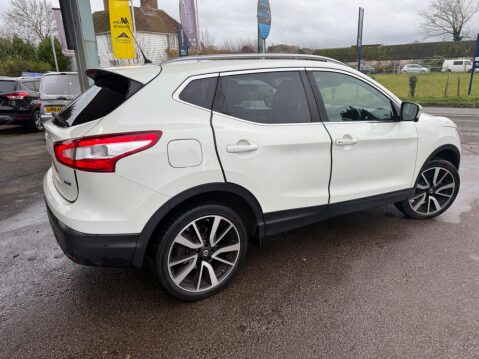 Nissan Qashqai 1.5 dCi Tekna 2WD Euro 6 (s/s) 5dr 7
