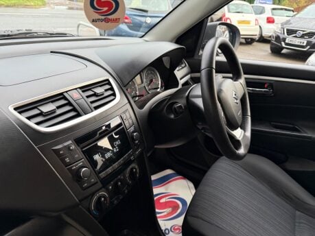 Suzuki Swift 1.2 SZ-L Euro 5 3dr 19