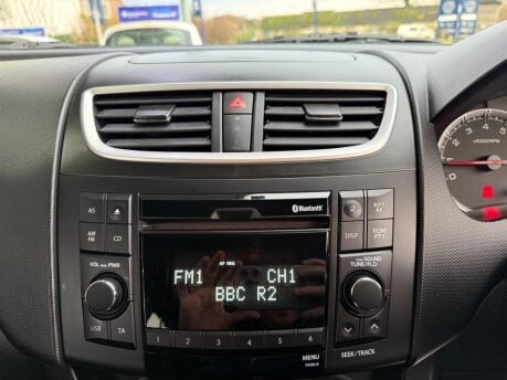 Suzuki Swift 1.2 SZ-L Euro 5 3dr 29