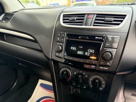 Suzuki Swift 1.2 SZ-L Euro 5 3dr 38