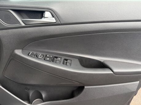 Hyundai TUCSON 1.7 CRDi Blue Drive Premium SE DCT Euro 6 (s/s) 5dr 22