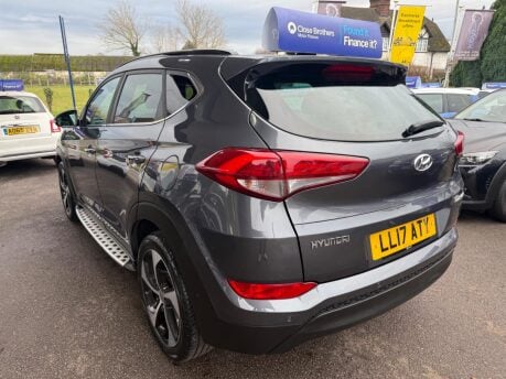 Hyundai TUCSON 1.7 CRDi Blue Drive Premium SE DCT Euro 6 (s/s) 5dr 4