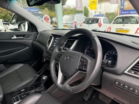 Hyundai TUCSON 1.7 CRDi Blue Drive Premium SE DCT Euro 6 (s/s) 5dr 12