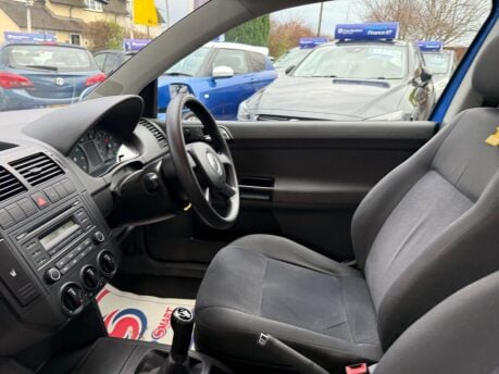 Volkswagen Polo 1.4 SE 3dr 23