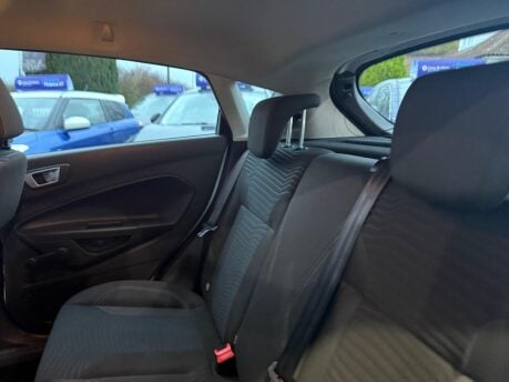 Ford Fiesta 1.25 Zetec Euro 5 5dr 22