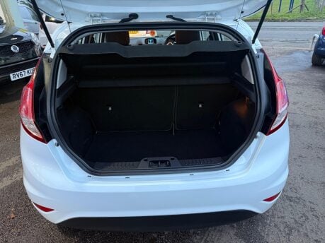 Ford Fiesta 1.25 Zetec Euro 5 5dr 28