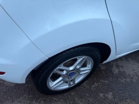 Ford Fiesta 1.25 Zetec Euro 5 5dr 25